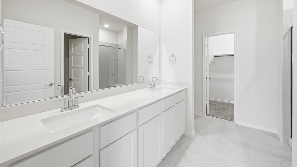 Ivery II Floorplan Elevation B Bathroom Gallery Image - Silverado in Aubrey, TX
