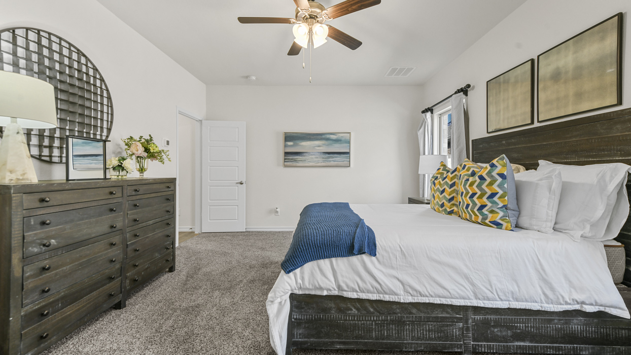 Tangerine floorplan Bedroom Gallery Image-Silverado in Aubrey, Tx