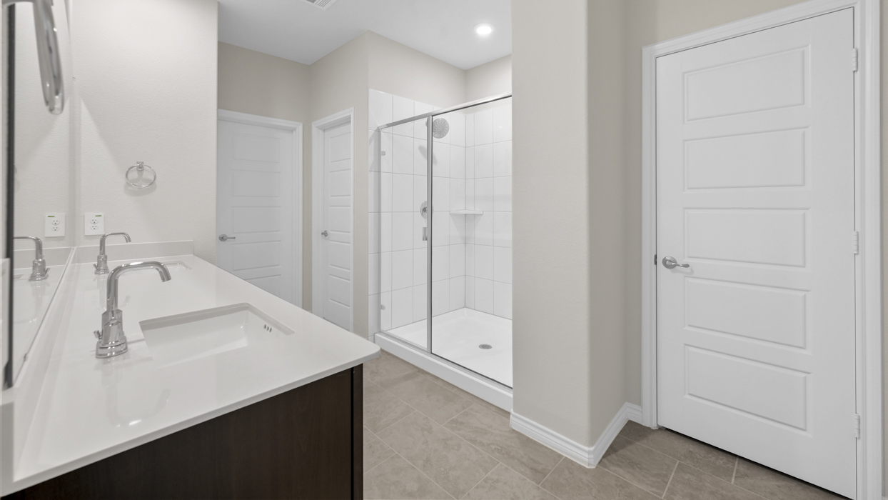 Bastrop Floorplan Elevation F Bathroom Gallery Image - Silverado in Aubrey, TX