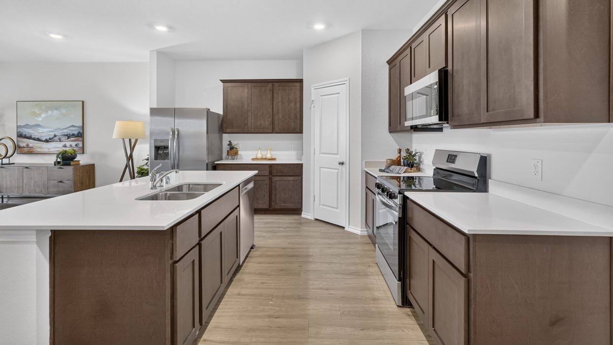 Ozark Floorplan Kitchen Gallery Image-Whitewing Trails in Princeton, Tx