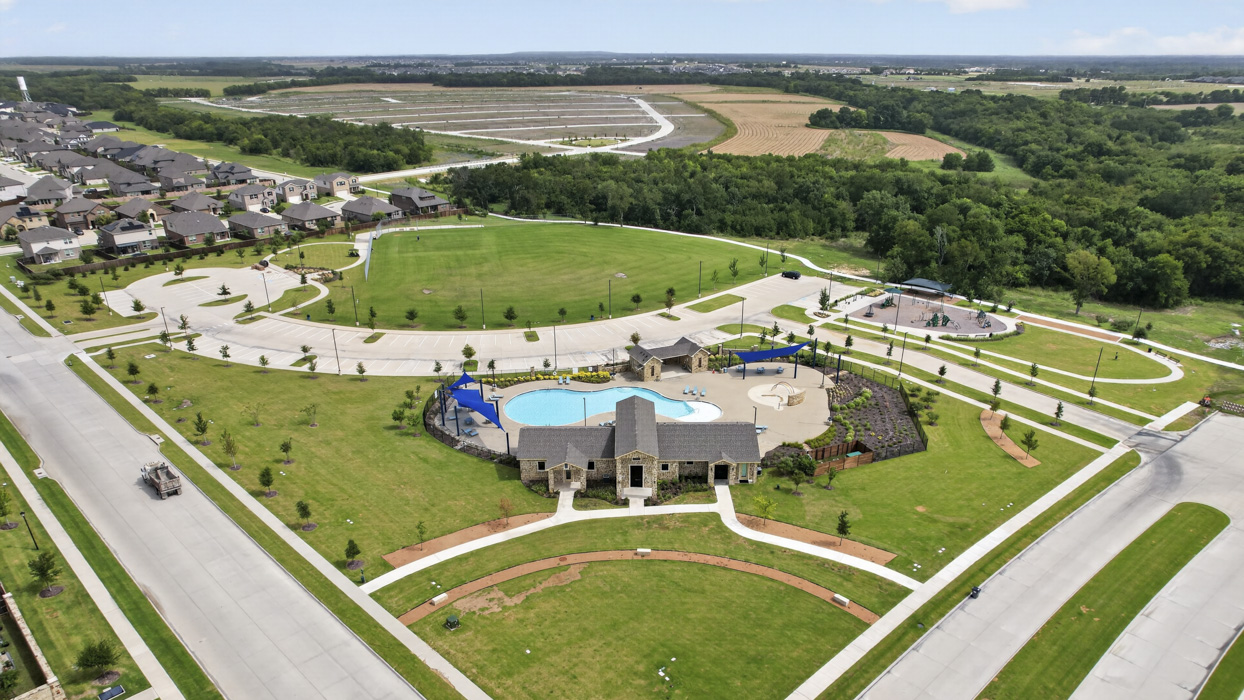 Whitewing model amenities-Whitewing Trails in Princeton, Tx