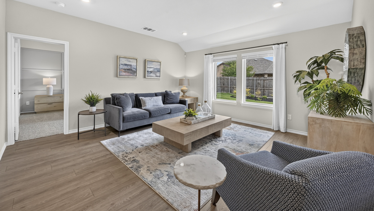 Texas Cali Floorplan Living Gallery Image-Whitewing Trails in Princeton, Tx
