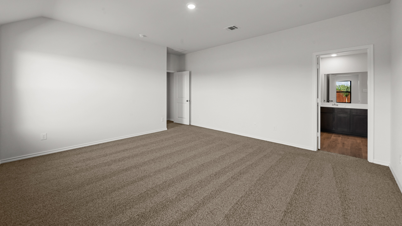 Holden Floorplan Bedroom Gallery Image-Whitewing Trails in Princeton, Tx