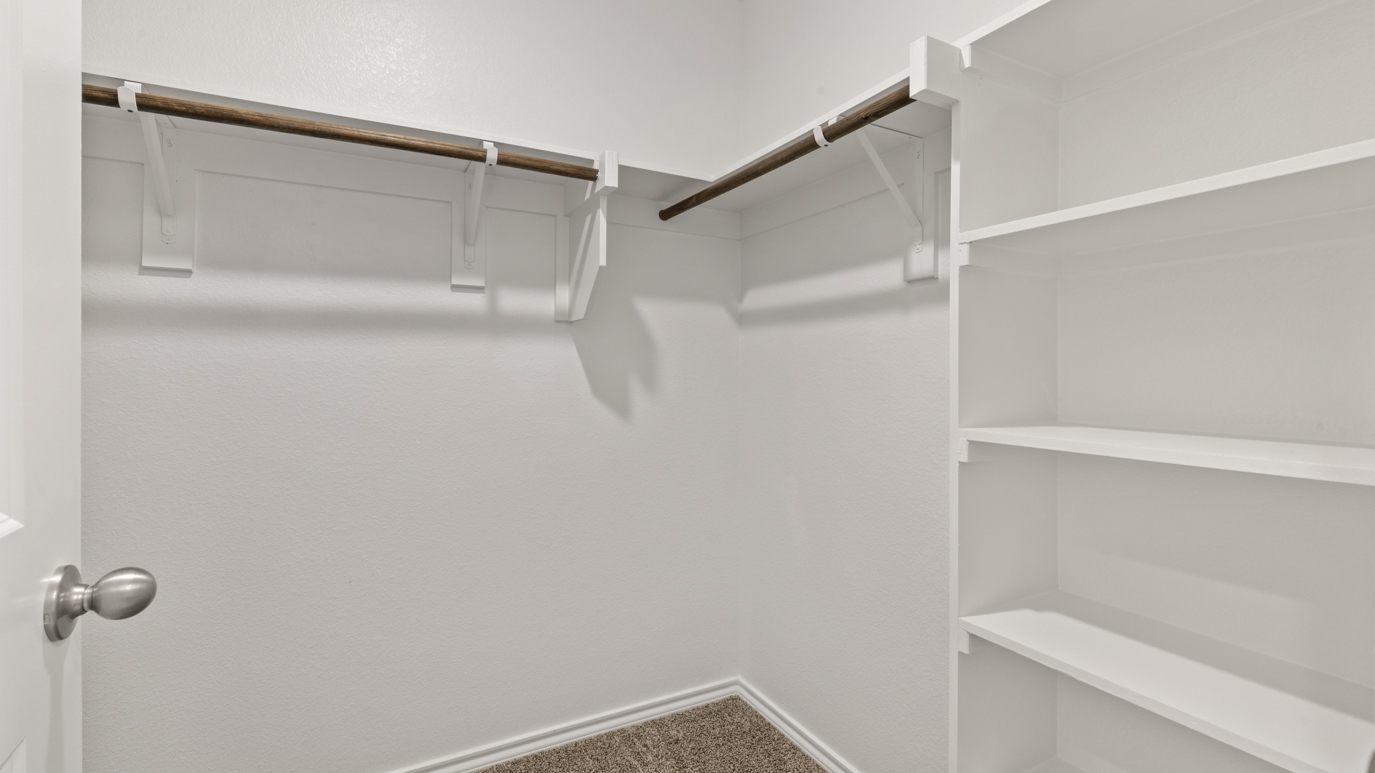 X40A floorplan bedroom closet rendering at Stonewyck Farms in Ennis TX