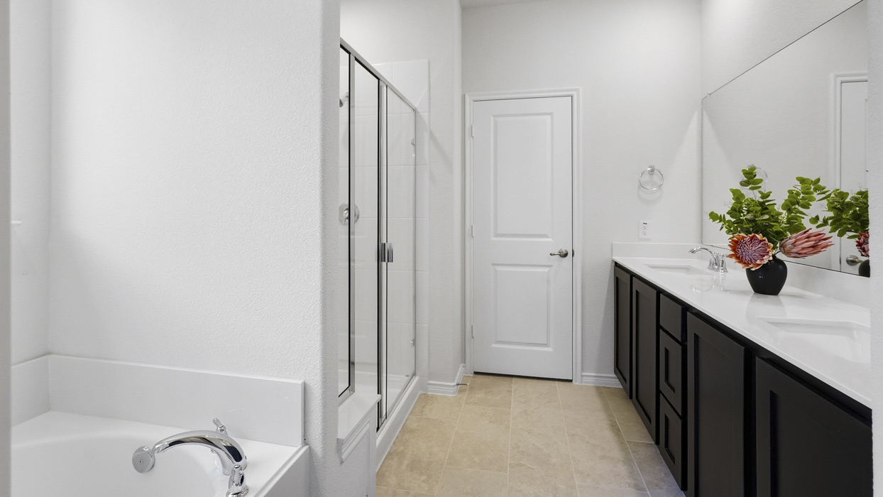 Evergreen Floorplan Bedroom Gallery Image-The Woods at Lindsey Place in Anna, Tx