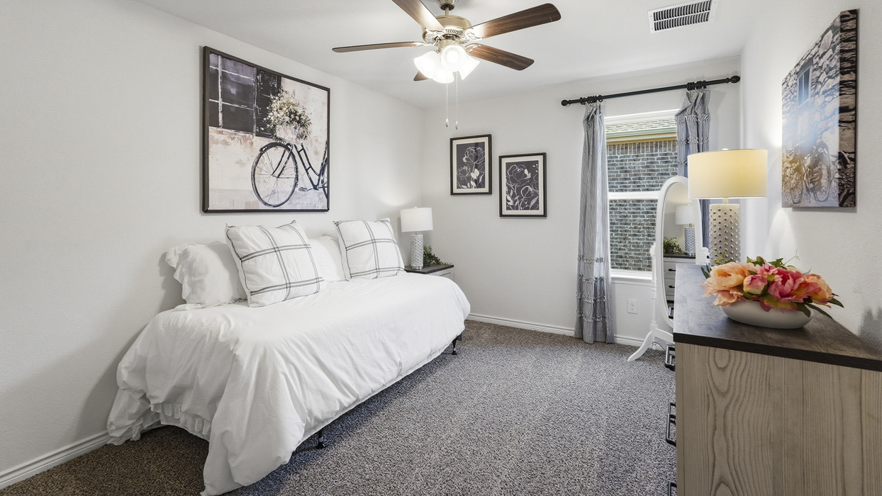Evergreen Floorplan Bedroom Gallery Image-The Woods at Lindsey Place in Anna, Tx