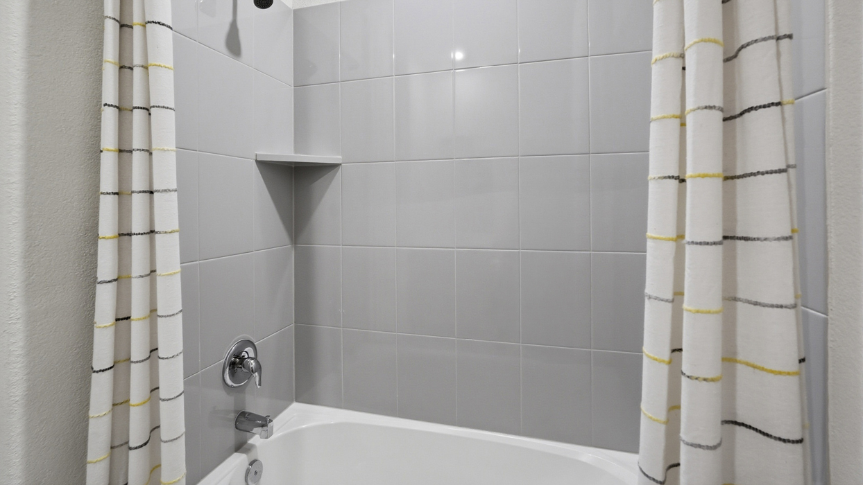 Durango Floorplan Bathroom Gallery Image-The Woods at Lindsey Place in Anna, Tx