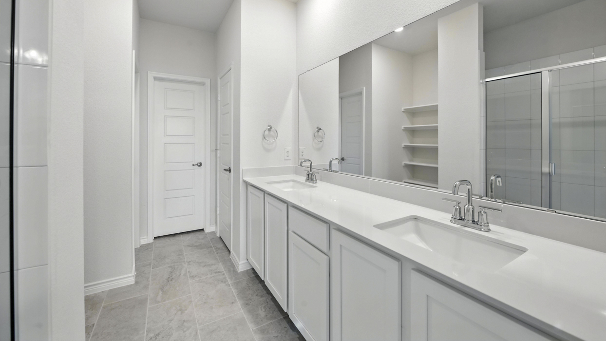 Republic Floorplan Elevation B Bathroom Gallery Image - The Woods at Lindsey Place in Anna, TX