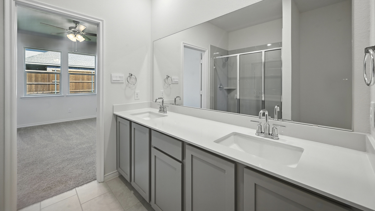 Republic Floorplan Elevation A Bathroom Gallery Image - The Woods at Lindsey Place in Anna, TX