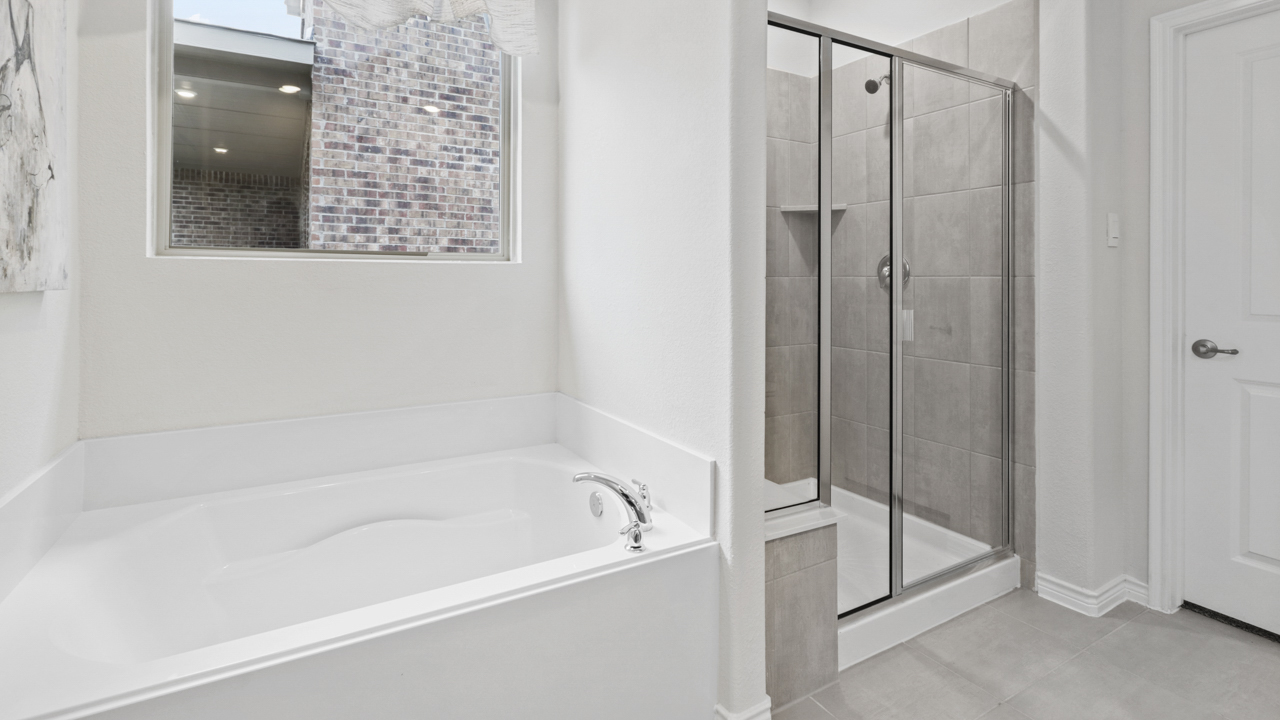 Durango Floorplan Elevation E Bathroom Gallery Image - The Woods at Lindsey Place in Anna, TX