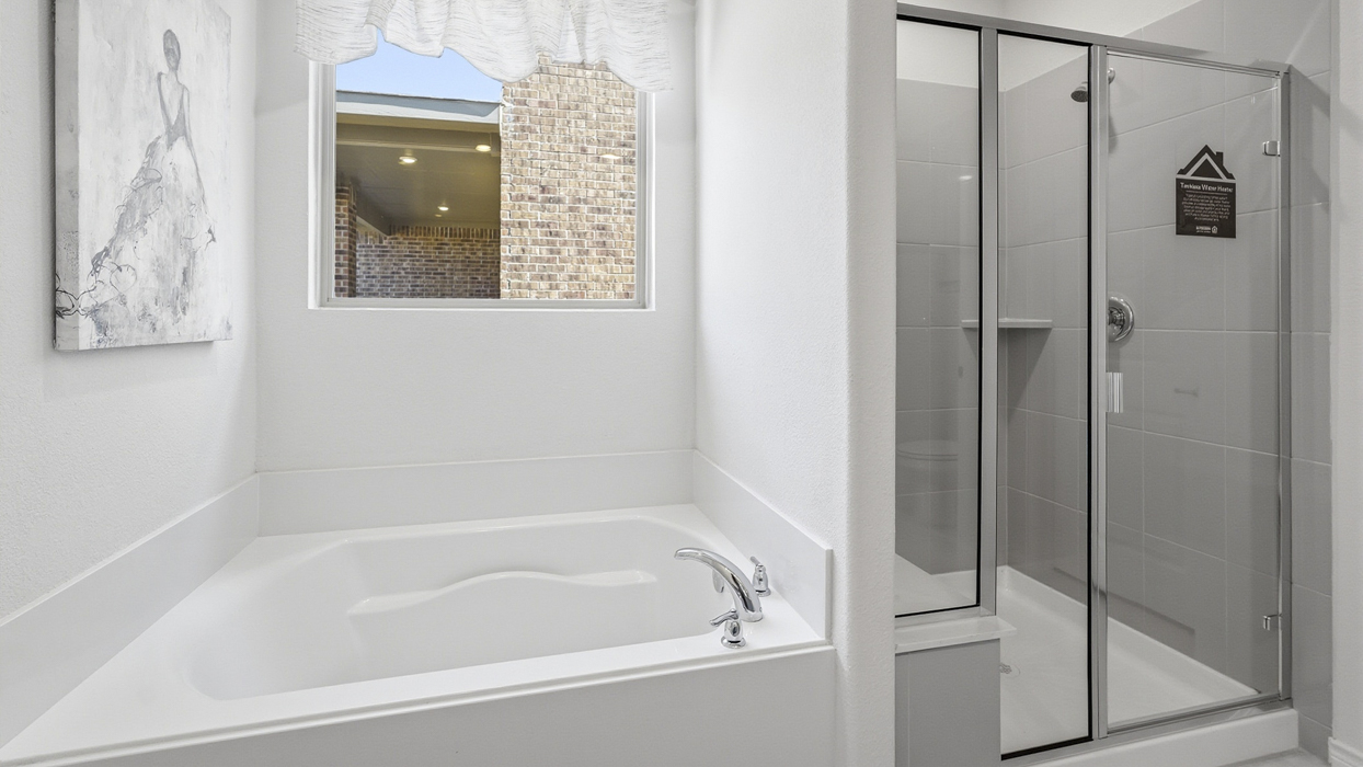 Durango Floorplan Bathroom Gallery Image-The Woods at Lindsey Place in Anna, Tx