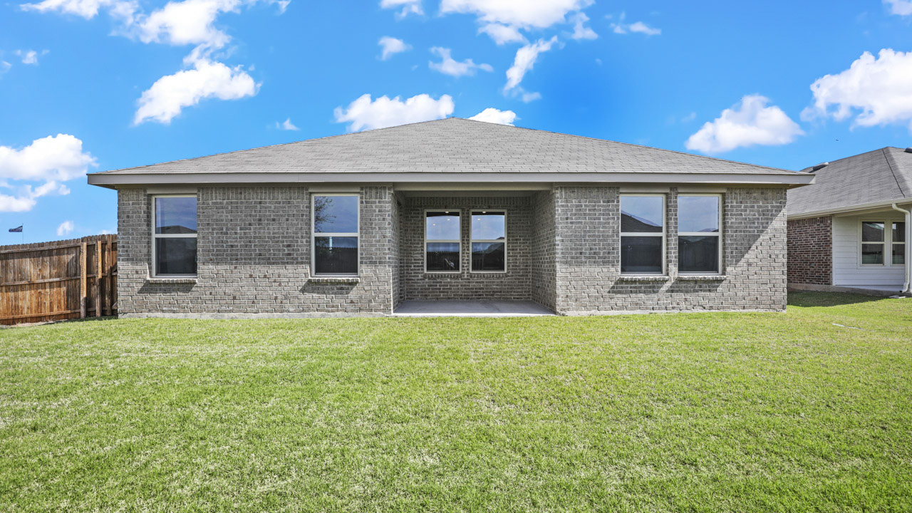 X40T Travis Plan Elevation B Exterior Backyard Gallery Image-Stuart Ridge in Denton, TX