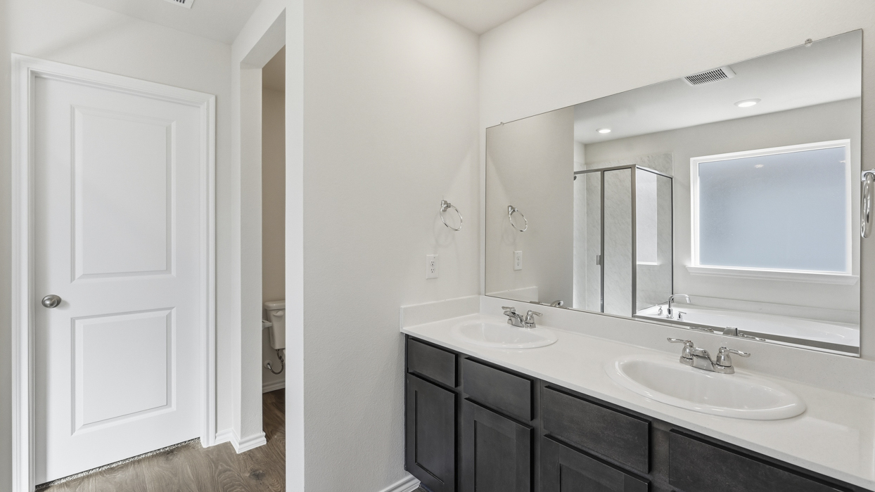 Damara Floorplan Elevation T Bathroom Gallery Image - Windrose in Pilot Point, TX