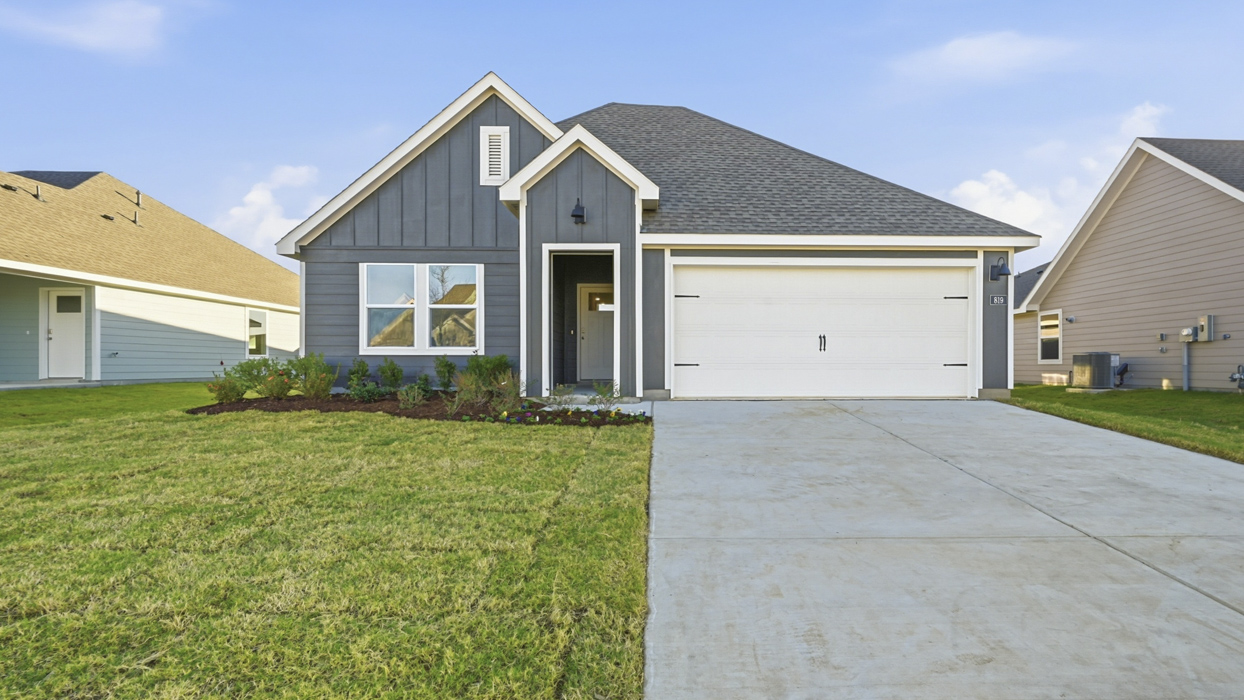 822 Lantana Ln exterior