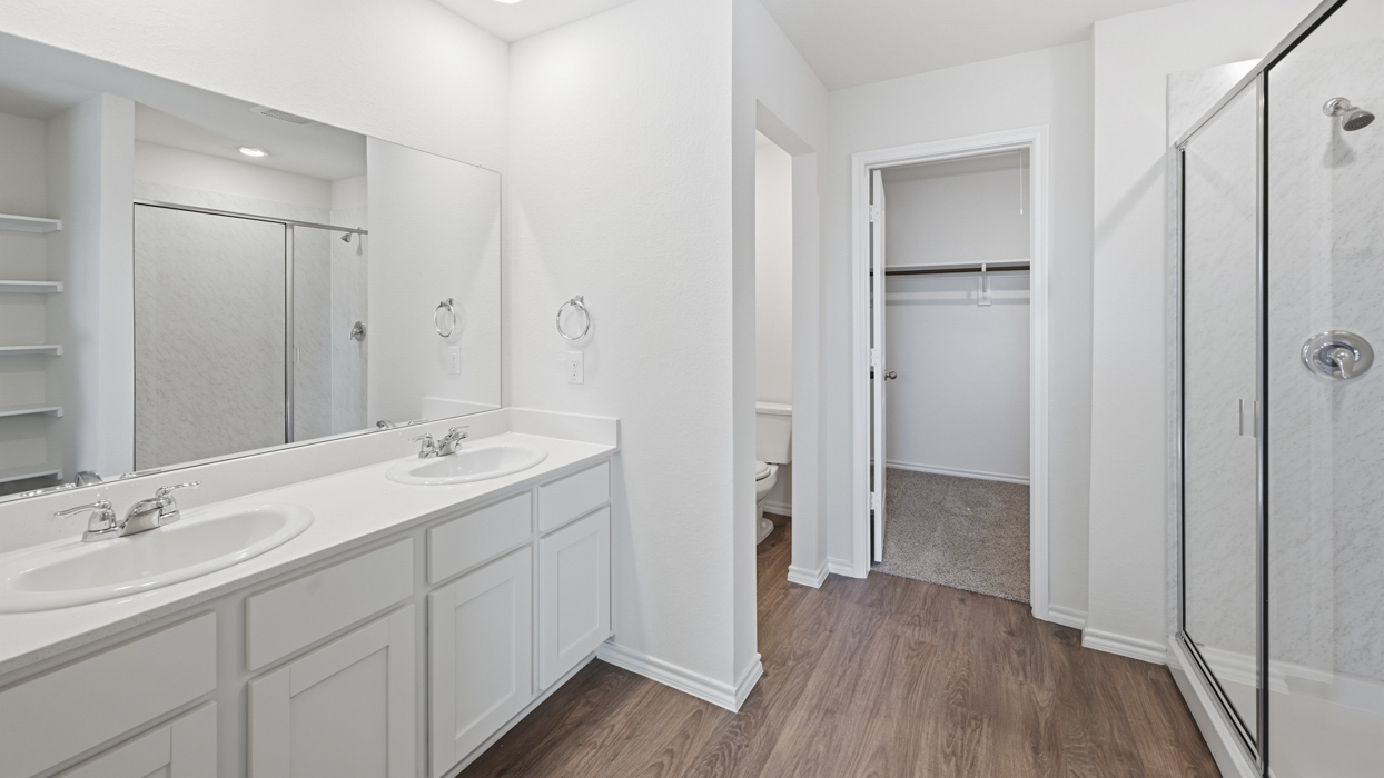 Jayhawk Floorplan Elevation T Bathroom Gallery Image - Windrose in Pilot Point, TX