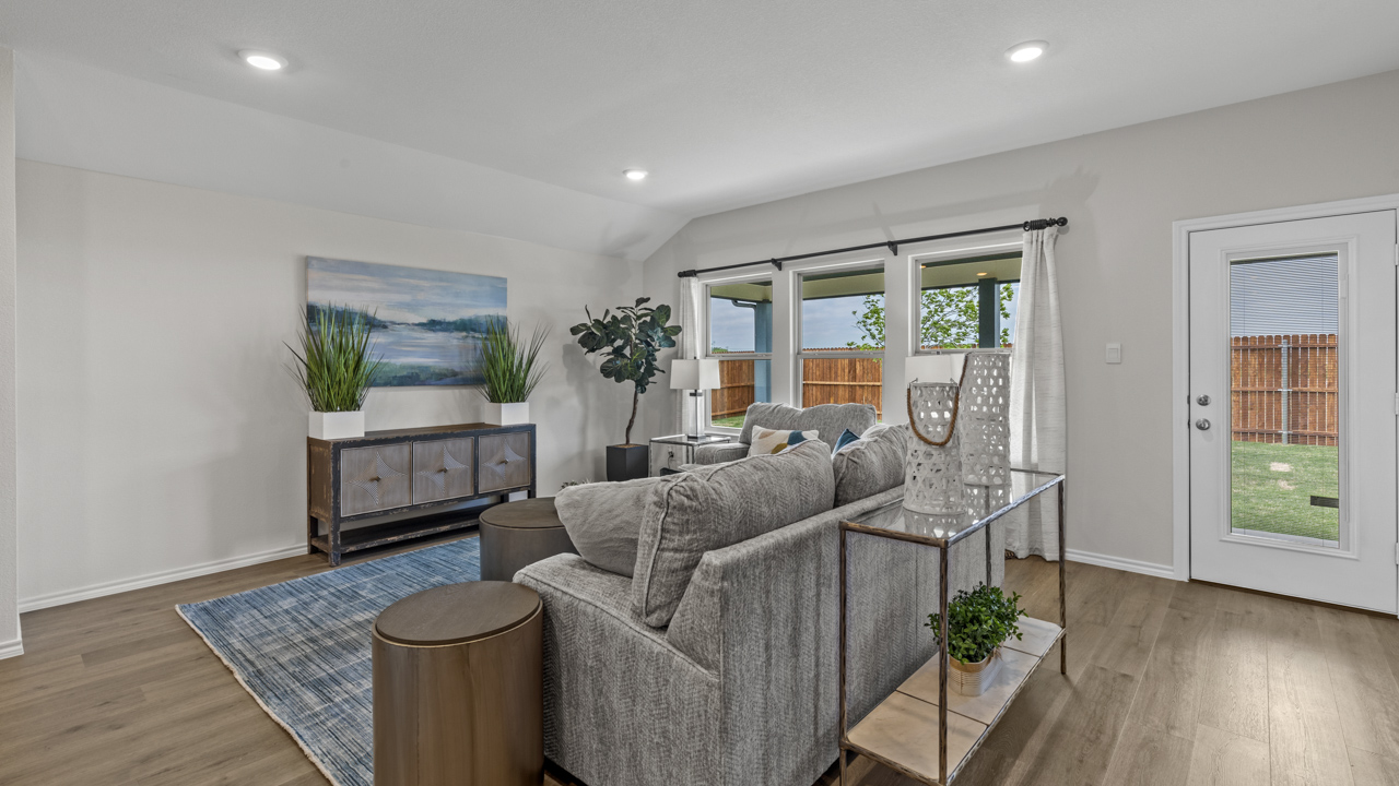 Jayhawk Floorplan Elevation V Living Gallery Image - Windrose in Pilot Point, TX