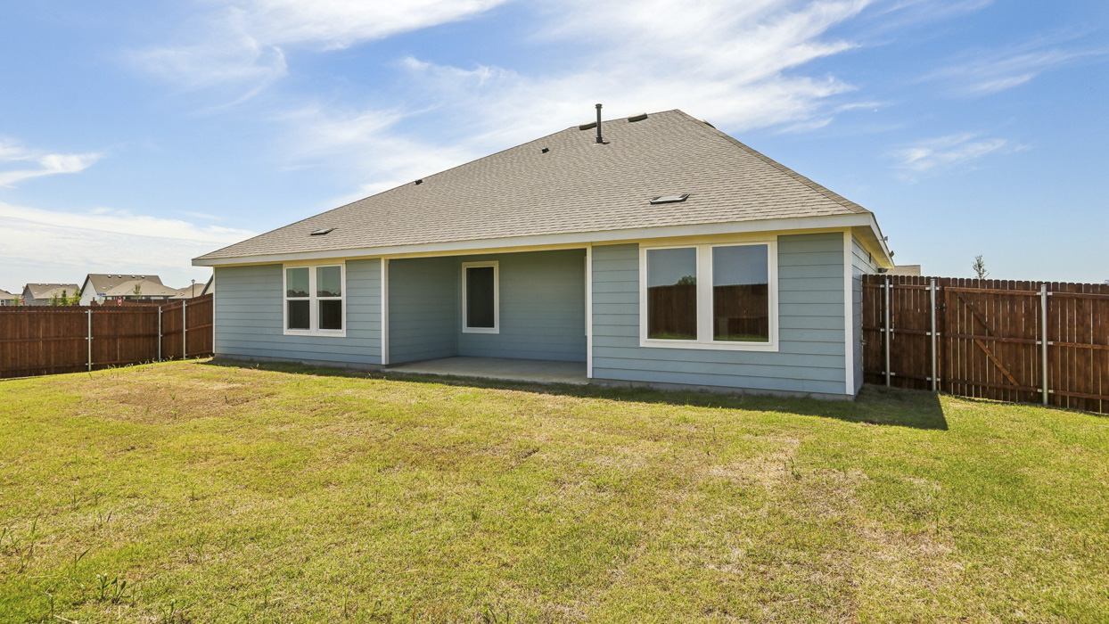 Daurian Floorplan Backyard Gallery Image - Windrose in Pilot Point, TX