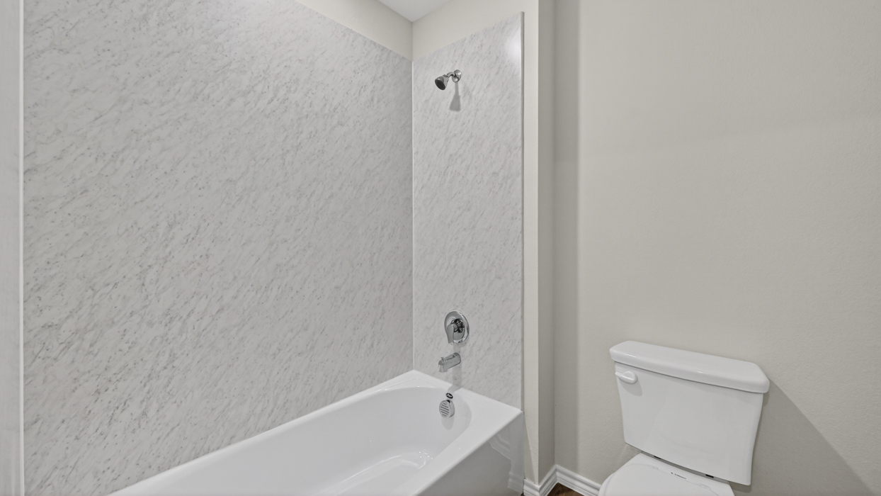 Fiedor Floorplan Bathroom Gallery Image-Windrose in Pilot Point, Tx