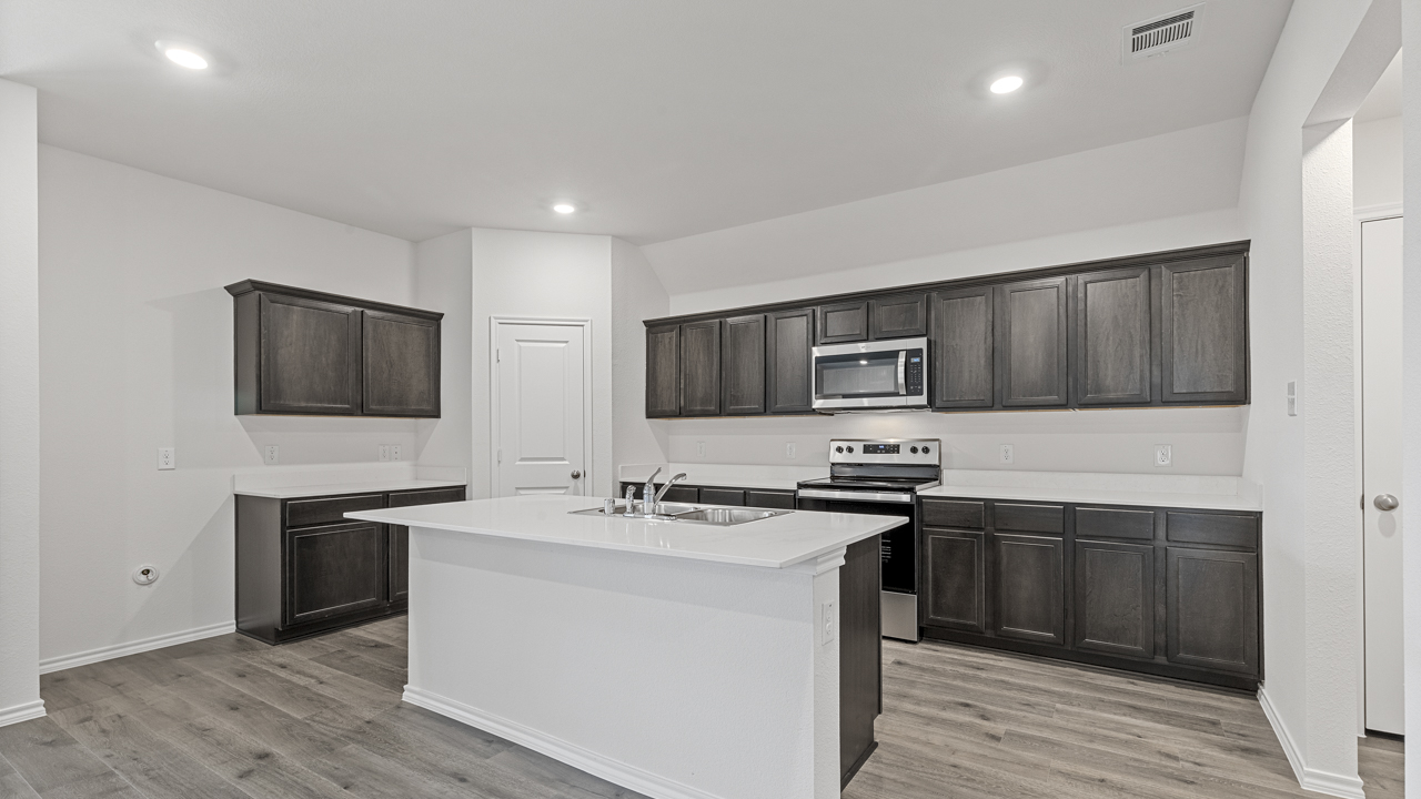 Immelmann Floorplan Elevation V Kitchen Gallery Image - Windrose in Pilot Point, TX