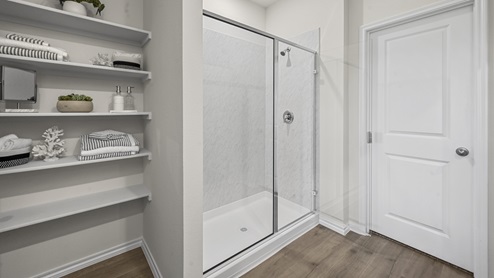 724 Gallop - X30H floorplan Bathroom gallery image - Winchester Crossing in Princeton TX