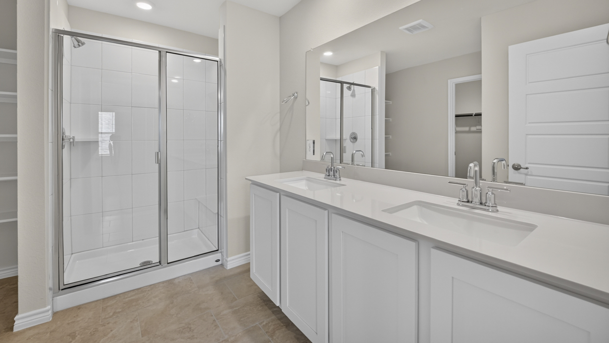 Poteet floorplan Elevation B Bathroom Gallery Image-Lilybrooke at Legacy Hills in Celina, Tx