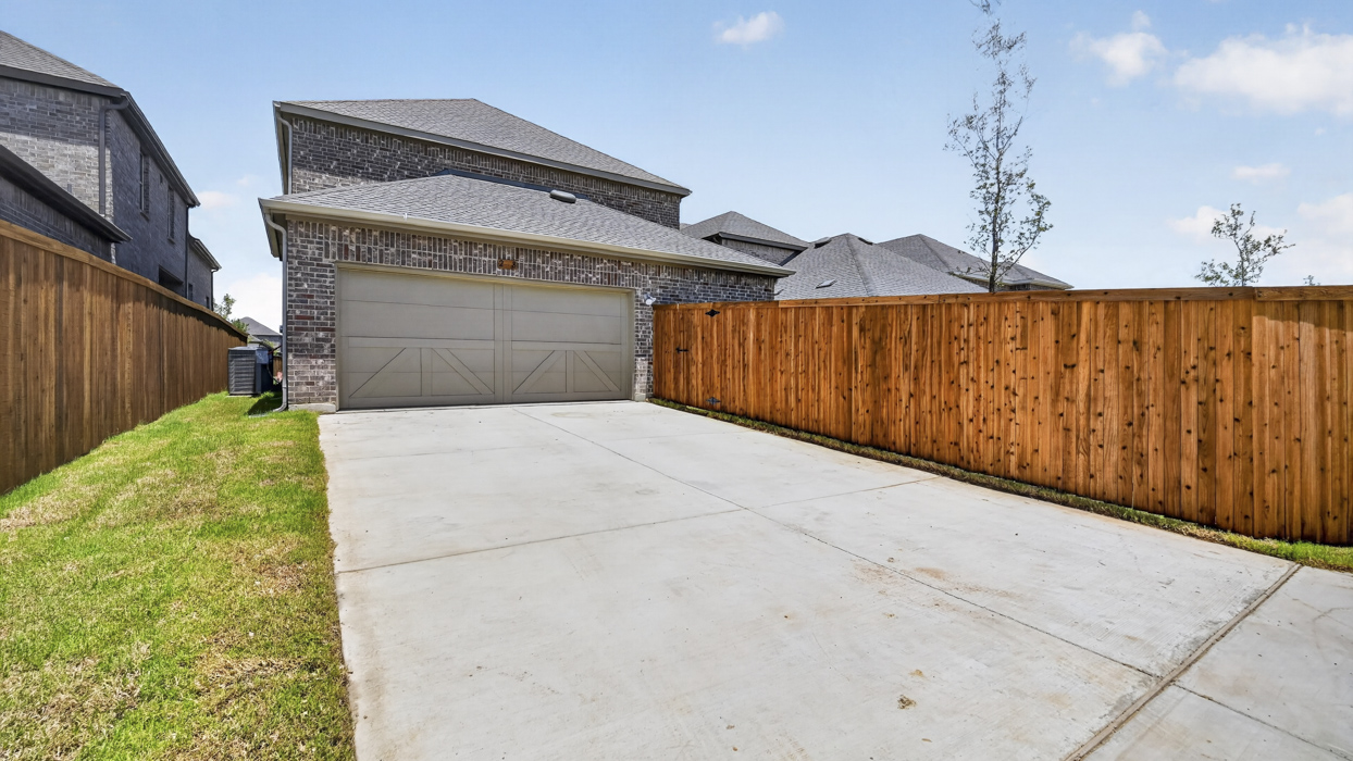 Owens Floorplan Backyard Gallery Image - Lilybrooke at Legacy Hills in Celina, TX
