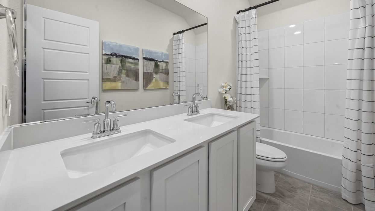 Bentworth Floorplan Elevation B Bathroom Gallery Image - Lilybrooke at Legacy Hills in Celina, TX