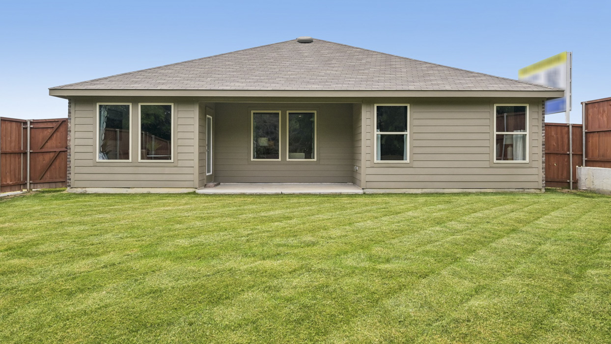 X40B Bellvue floorplan exterior gallery image - Three Oaks in Sherman TX