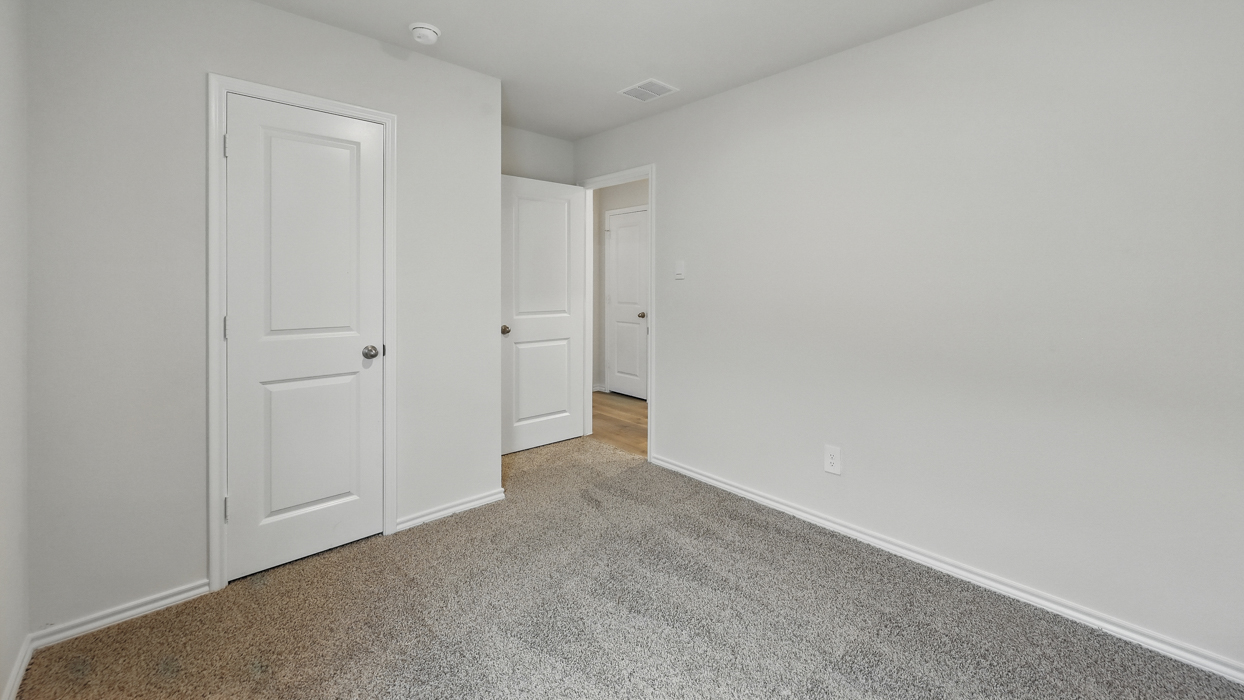 X40A Ashburn floorplan bedroom gallery image at Three Oaks in Sherman TX