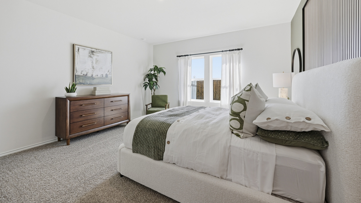 Murray Bedroom Gallery Image-Sweetwater Springs in Sherman, TX