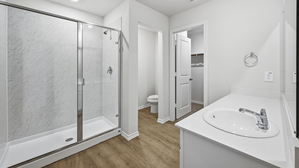 Abbot Floorplan Elevation A Bathroom Gallery Image - Sweetwater Springs in Sherman, TX