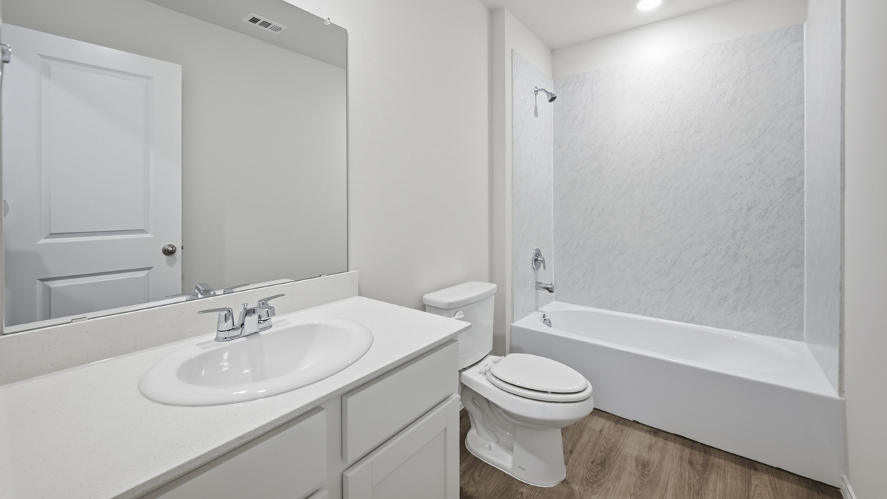 Abbot Floorplan Bathroom Gallery Image - Sweetwater Springs in Sherman, TX