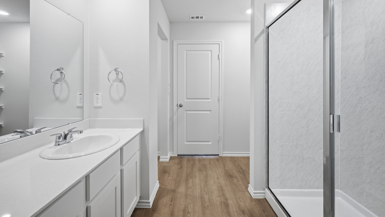 Clarke Floorplan Elevation A Bathroom Gallery Image - Sweetwater Springs in Sherman, TX