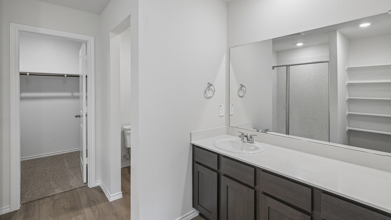 Evans Floorplan Bathroom Gallery Image - Sweetwater Springs in Sherman, TX