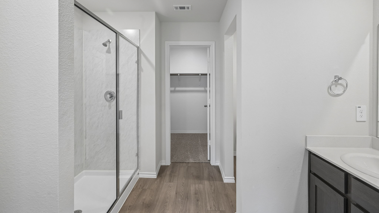 Evans Floorplan Elevation B Bathroom Gallery Image - Sweetwater Springs in Sherman, TX