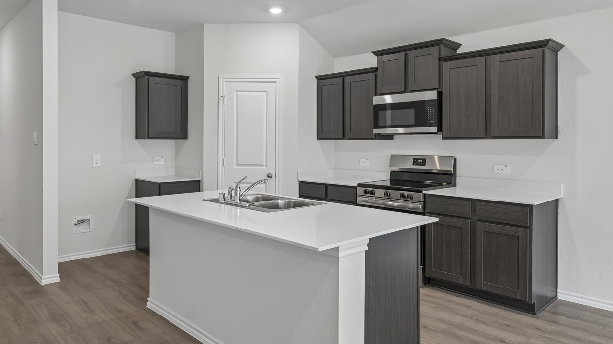 Evans Floorplan Elevation B Kitchen Gallery Image - Sweetwater Springs in Sherman, TX