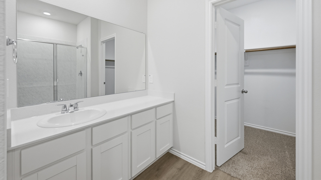 Kirby Floorplan Elevation A Bathroom Gallery Image - Sweetwater Springs in Sherman, TX
