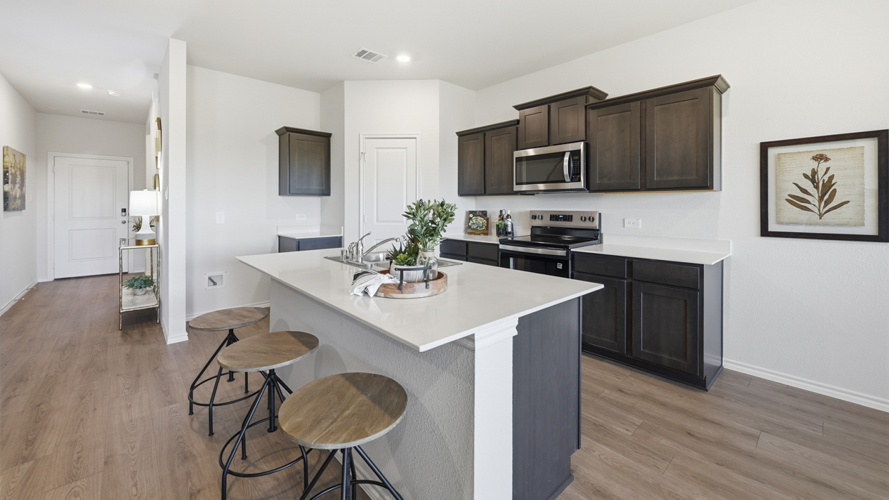 Murray Floorplan Elevation B Kitchen Gallery Image - Sweetwater Springs in Sherman, TX