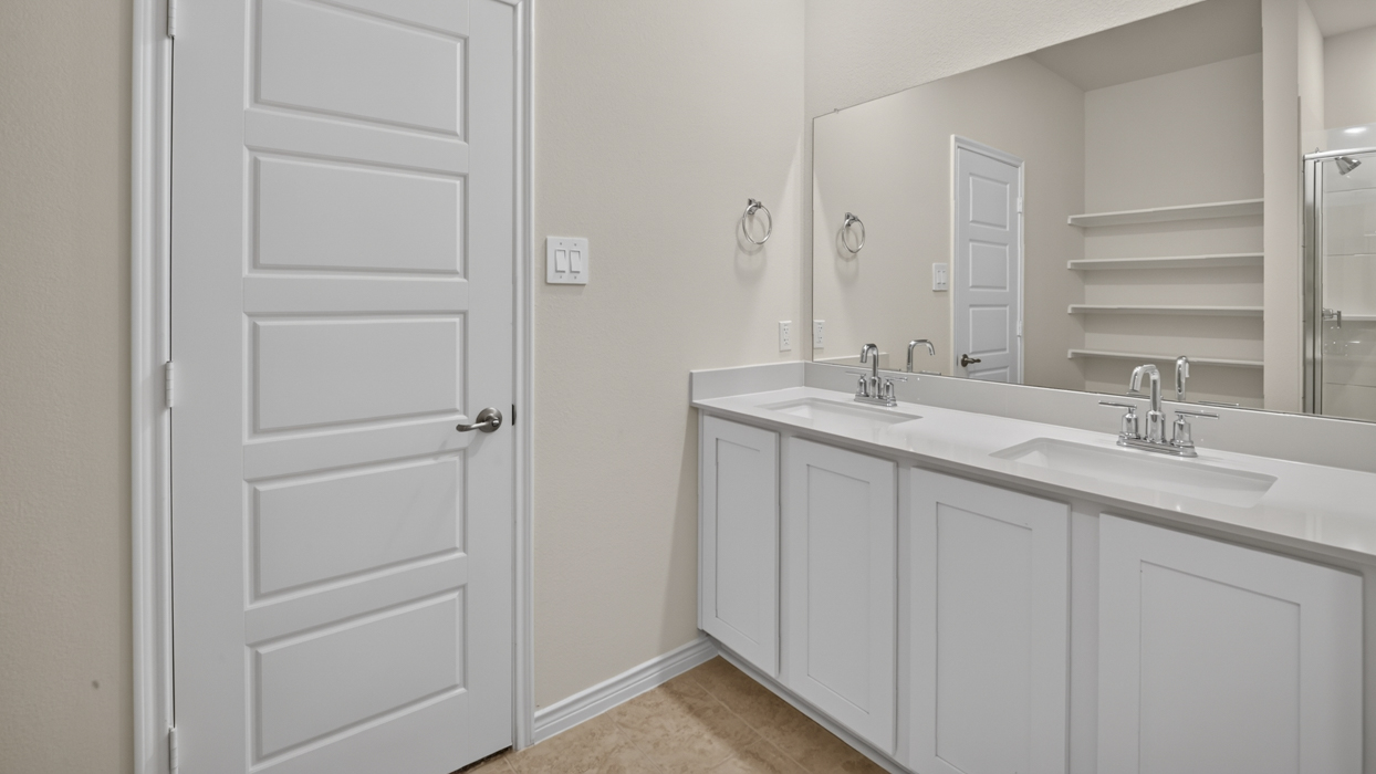 Cayuga Bathroom Gallery Image - Magnolia at Legacy Hills in Celina, TX