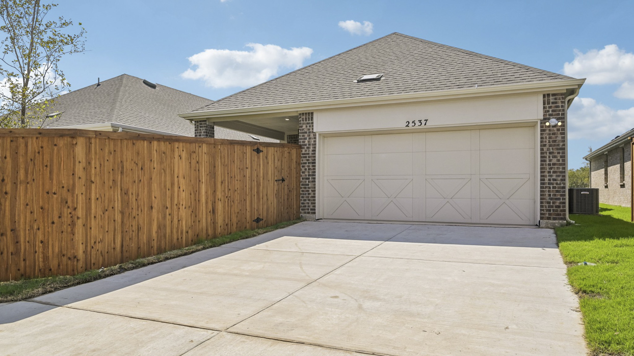Rosemary Floorplan Backyard Gallery Image