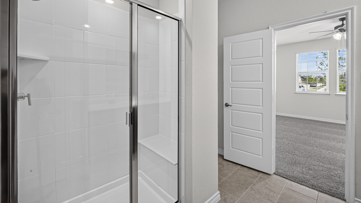 H220 Selma Floorplan Bathroom Gallery Image-Magnolia at Legacy Hills in Celina, TX