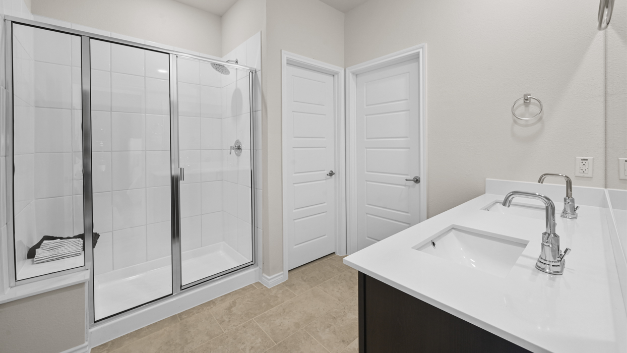 Gale Floorplan Elevation B Kitchen Gallery Image - The Villages of Hurricane Creek in Anna, TX