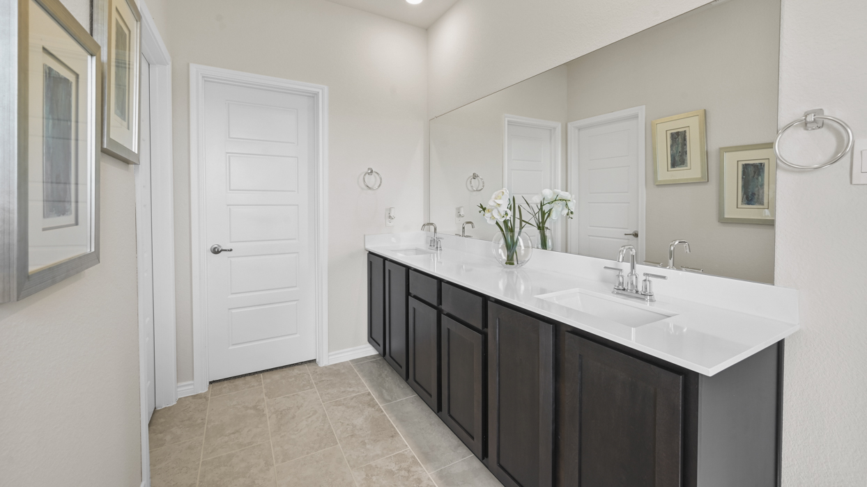 1964 Ophelia Floorplan Bathroom Gallery Image-The Villages of Hurricane Creek in Anna, TX