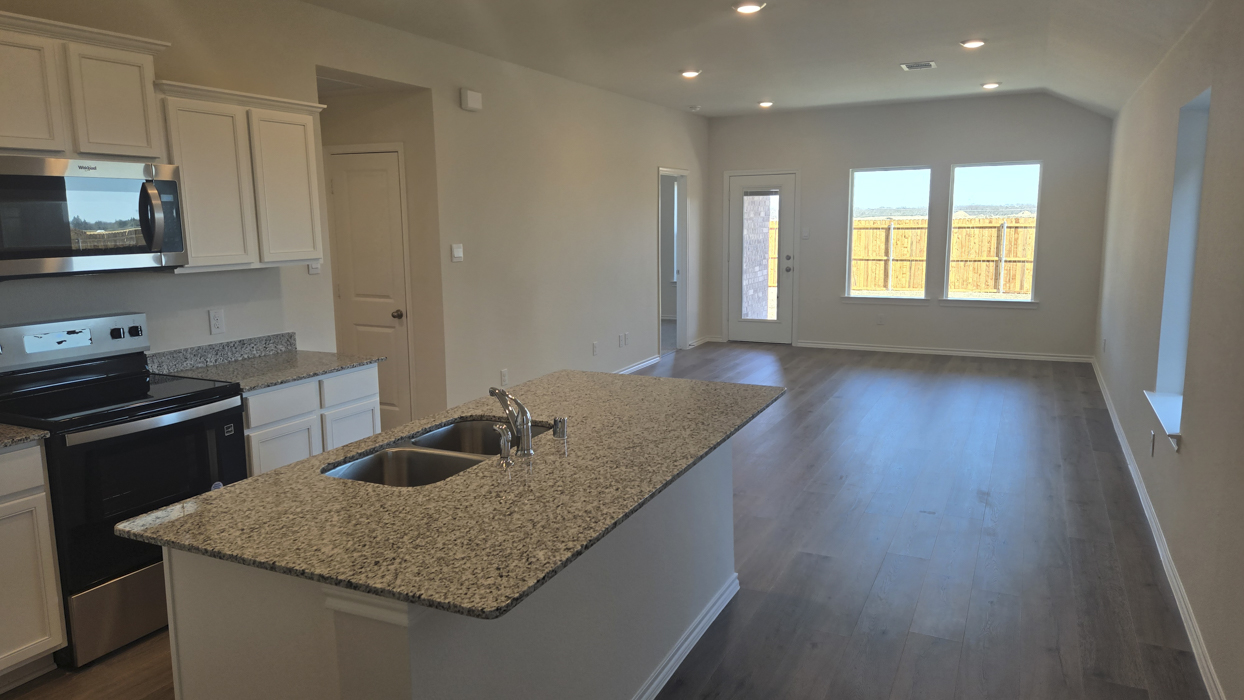 Amber Floorplan Elevation F Living Gallery Image - Cottonwood in Dorchester, TX