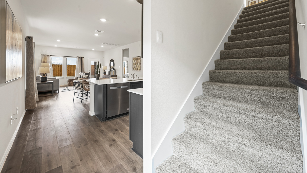Hanna floorplan Stairs Gallery Image-Cottonwood in Dorchester, Tx