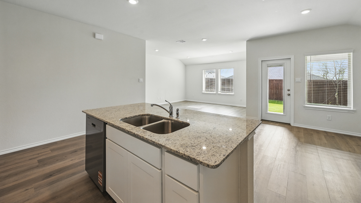 Texas Cali Floorplan Kitchen Gallery Image-Cottonwood in Dorchester, Tx