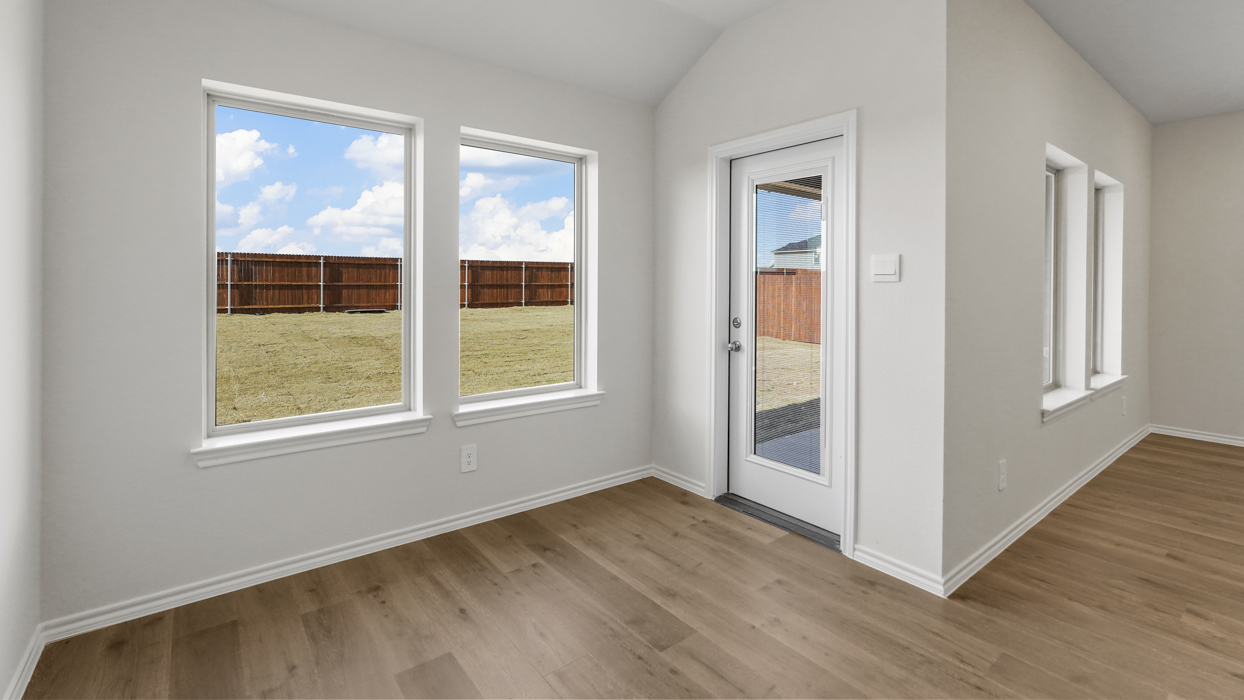 Bellvue Floorplan Living Gallery Image-Cottonwood in Dorchester, Tx