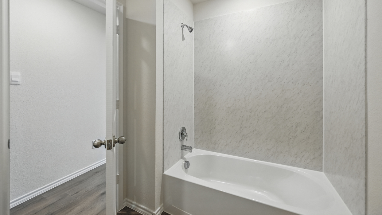 Denton Floorplan Bedroom Gallery Image-Cottonwood in Dorchester, Tx