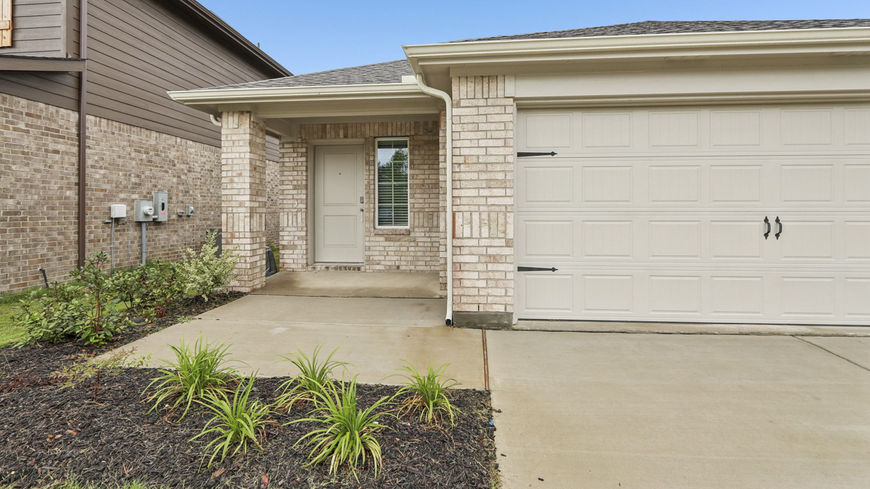 Brooke Floorplan Elevation A Exterior Gallery Image-Crossmill in Princeton, Tx