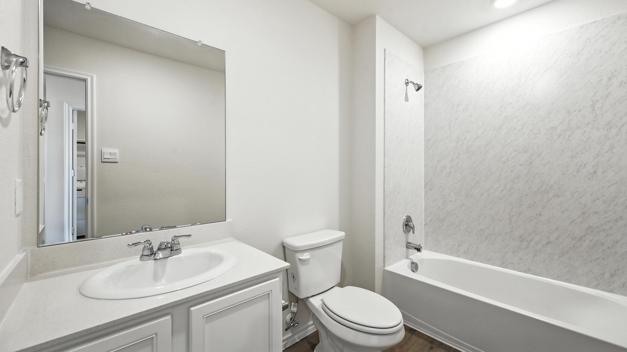 Grace Floorplan Bathroom Gallery Image-Crossmill in Princeton, Tx